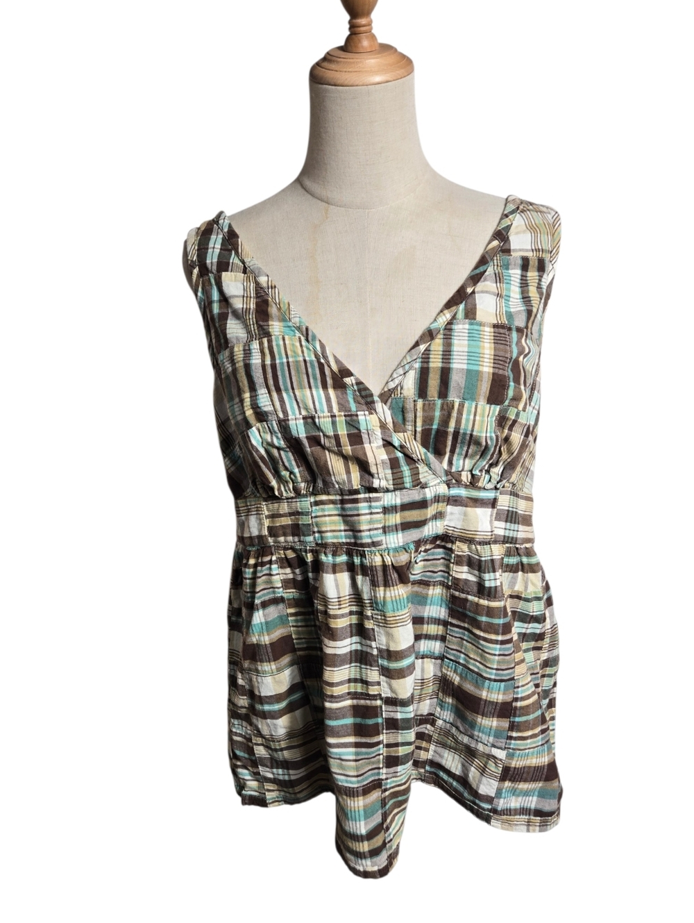 Jones New York Vintage  Brown, Cream and Teal Plaid Sleeveless V-Neck Camisole